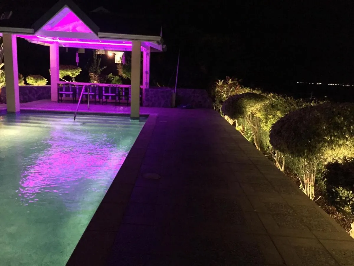 The General'S Place Lambeau, Tobago Lambeau