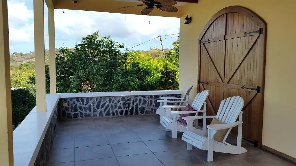 The General'S Place Lambeau, Tobago 0*, Lambeau Trinidad és Tobago